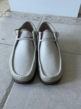 Clarks Originals Wallabee White Leather/Suede Two Tone. Size 11.5